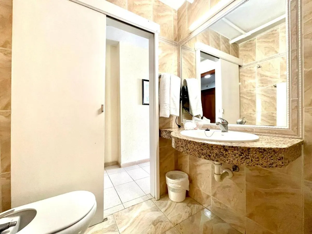 プエルト・デ・ラ・クルスBonito Estudio Con Wifi, Ac, Piscina En Puerto De La Cruzアパートメント