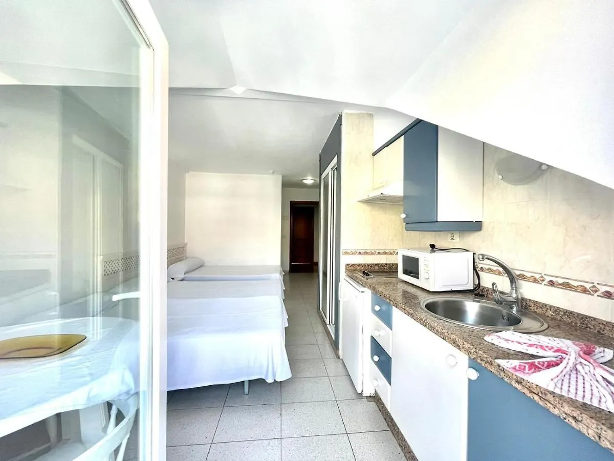 プエルト・デ・ラ・クルスBonito Estudio Con Wifi, Ac, Piscina En Puerto De La Cruzアパートメント 0*, プエルト・デ・ラ・クルス